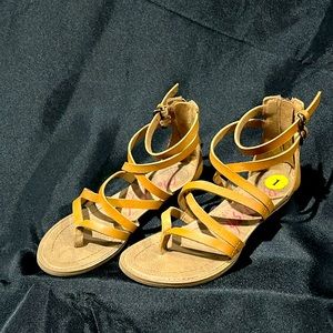 Blowfish Size 1 Brown Zip Back Sandals, VGUC